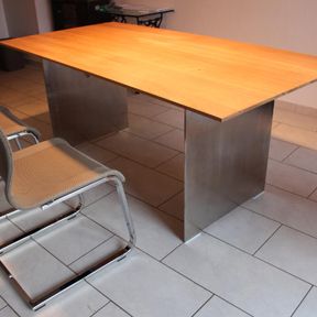 Antik Style aus Celle - Auftragsarbeiten - Tisch Stahl Eiche
