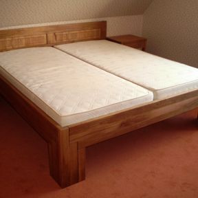 Antik Style aus Celle - Auftragsarbeiten - Betten